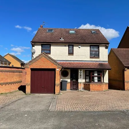 Large, Quiet, Sleeps 16, 4 Bathrooms, Parking, Leicester Exterior photo
