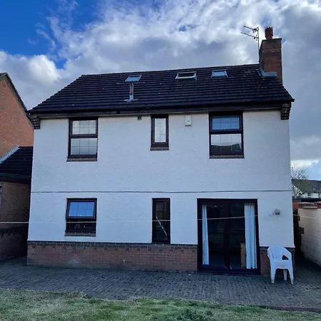 Large, Quiet, Sleeps 16, 4 Bathrooms, Parking, Leicester Exterior photo